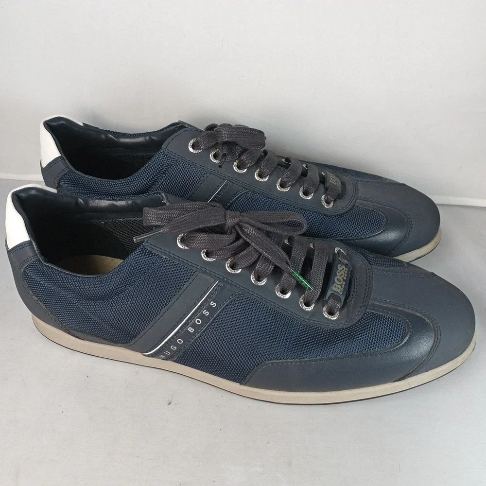 Hugo Boss Casual Sneaker Low Top For Men Dark Navy Blue Size US 9 EU 43 Preowned